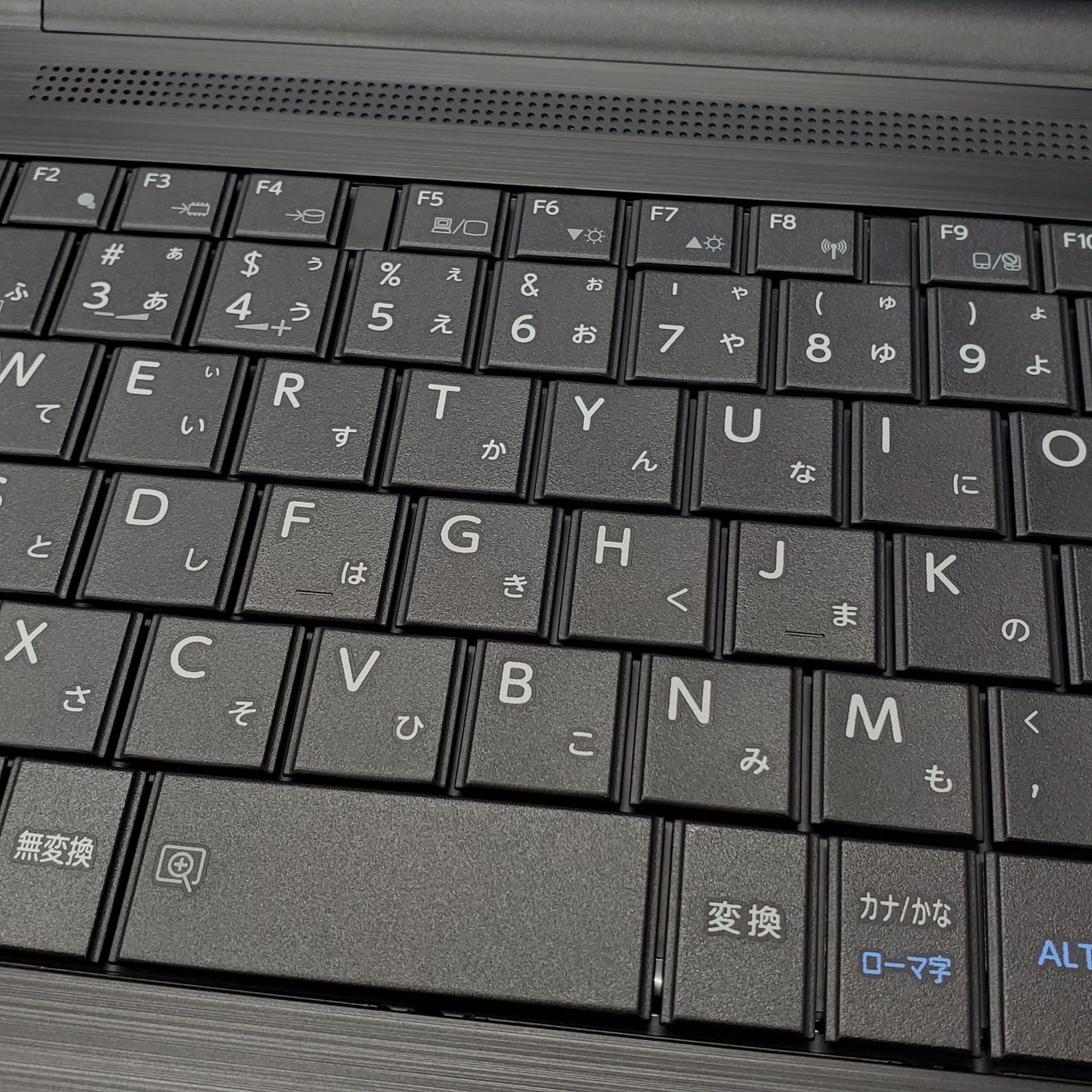 15.6型ノートパソコン