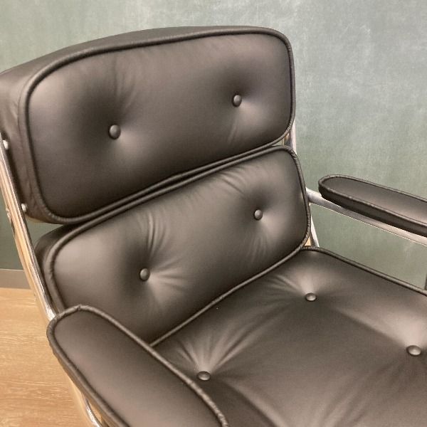 ハーマンミラー