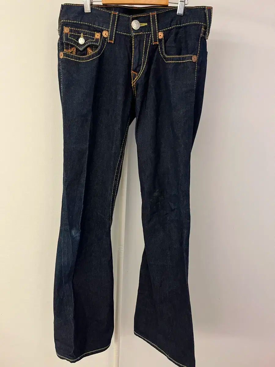 TRUE RELIGION(トゥルーレリジョン) ブーツカット デニム 30 トゥルー 