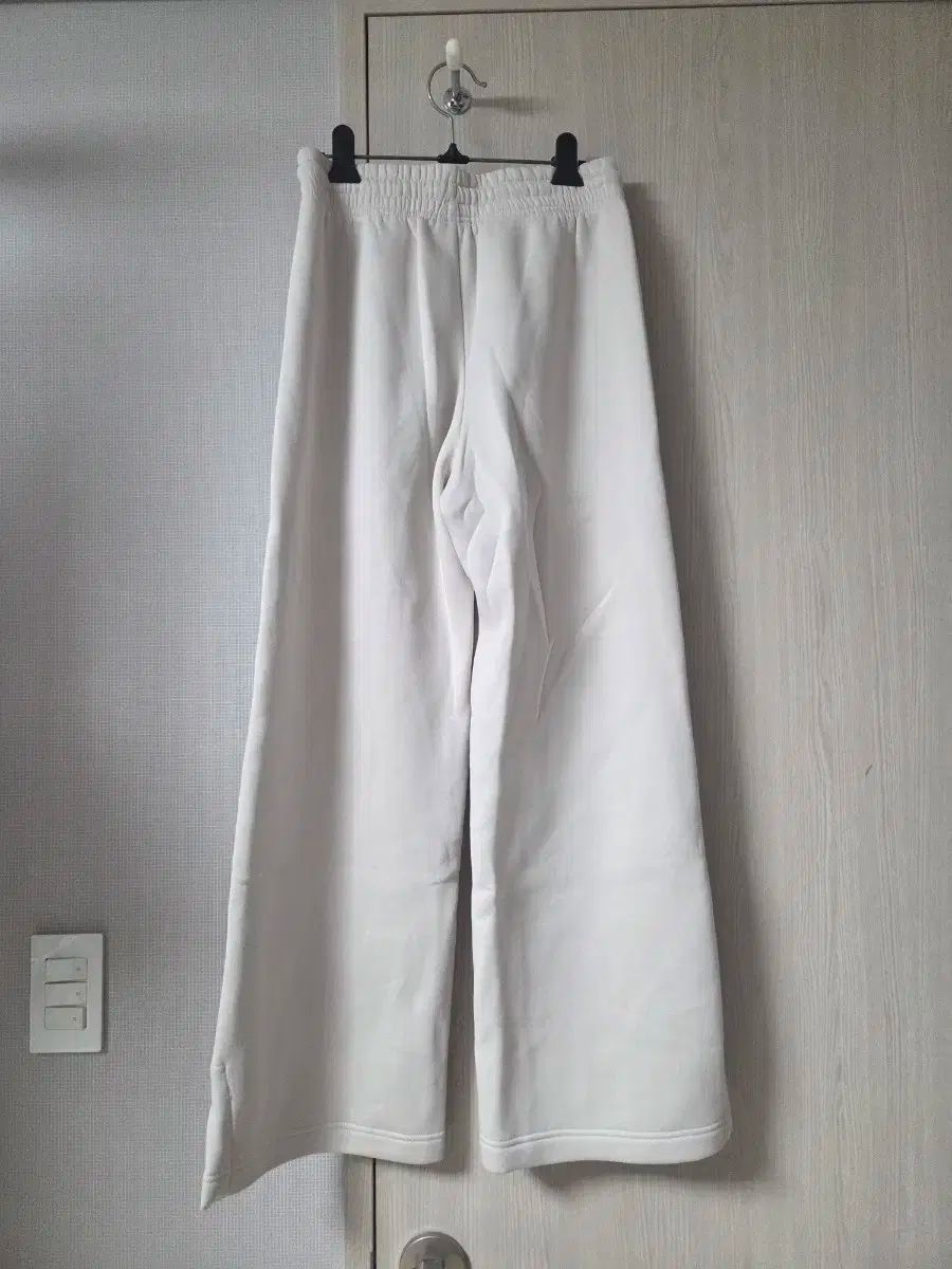 ナイキ スタンダードフィット ハイウエスト フルレングス S | ベージュ