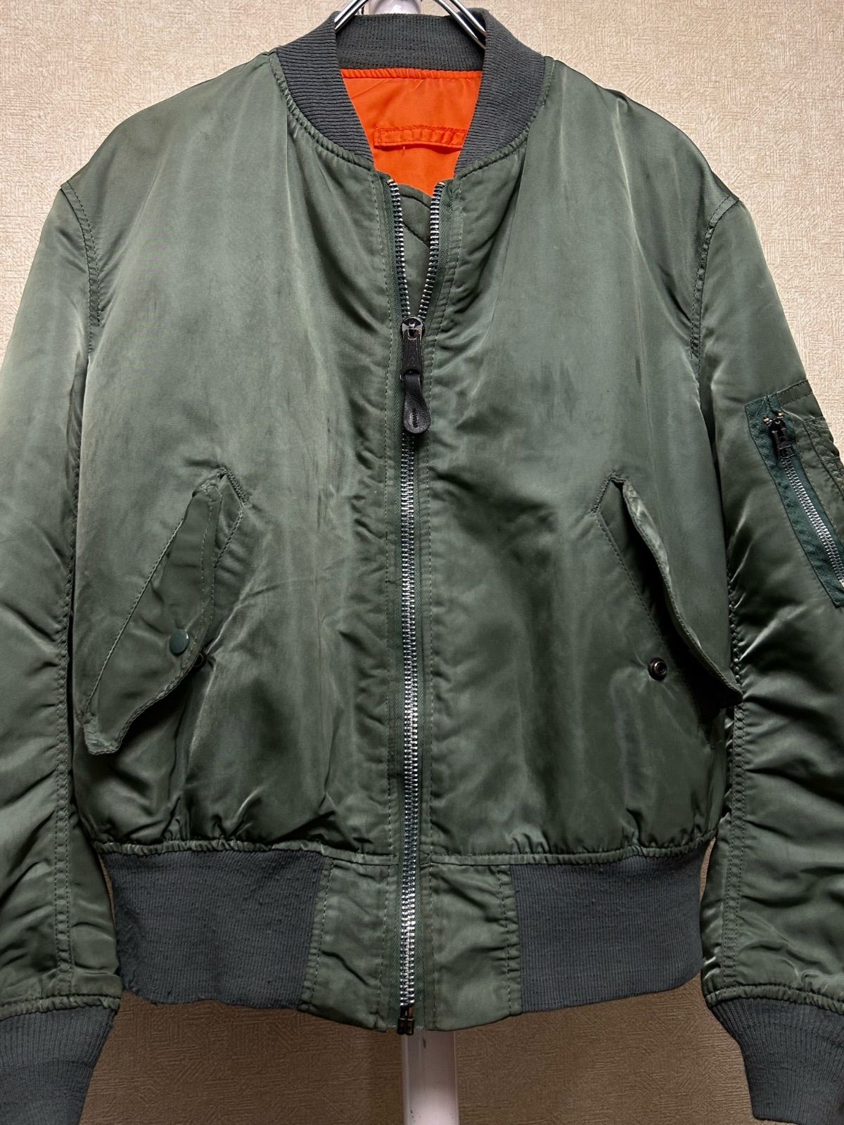 U.S.A.製時代 期名門ALPHA社MA-1フライトJKTテッパンOLIVE