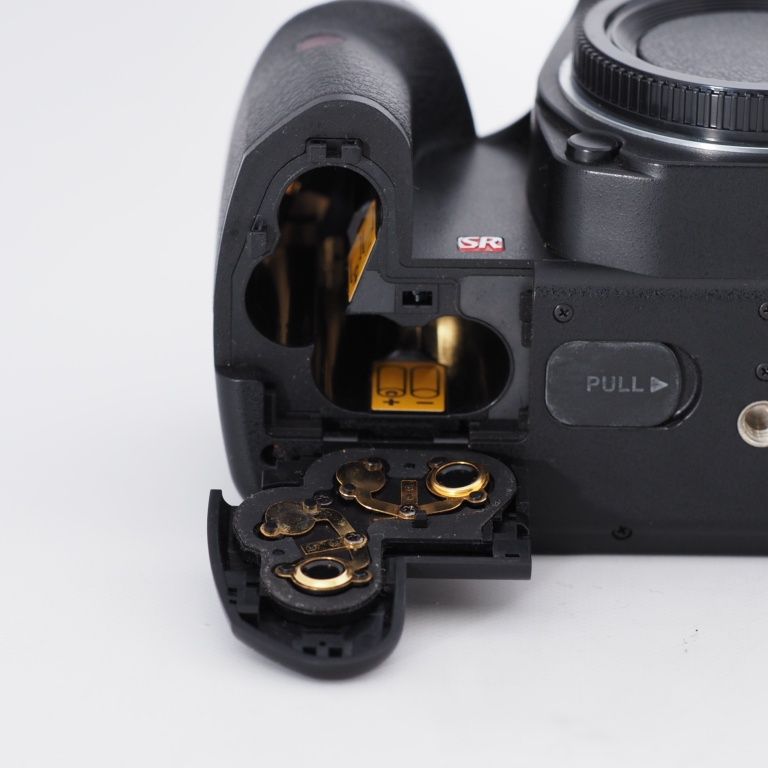 PENTAX ペンタックス デジタル一眼レフカメラ K200D ボディ - メルカリ