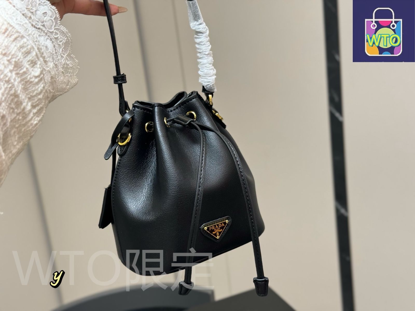 今日特価】Prada プラダ バケットバッグ ボックスが付属 - メルカリ