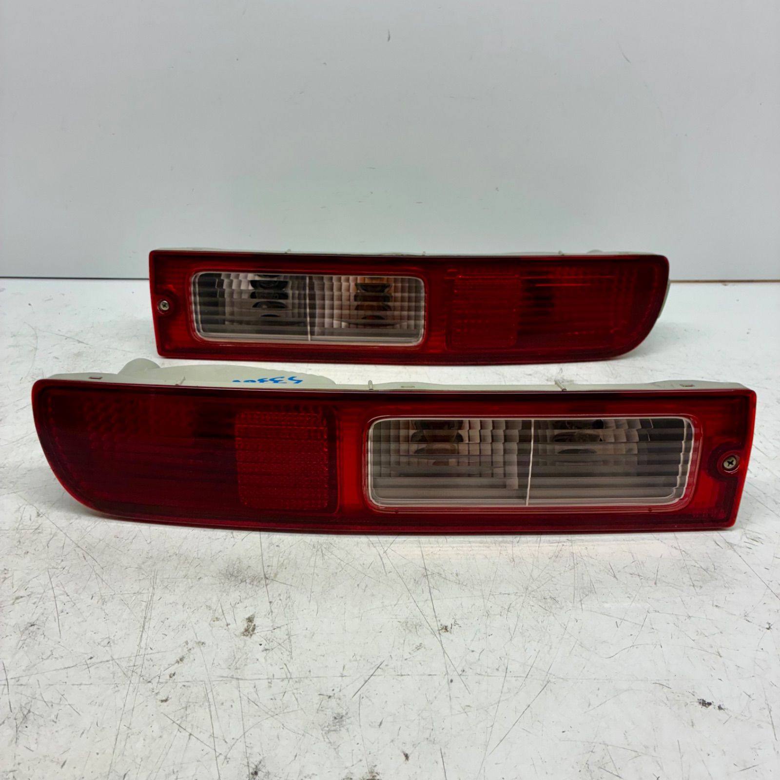 ハイゼット テールレンズ左右 S331V S321V 2025年最新】Yahoo