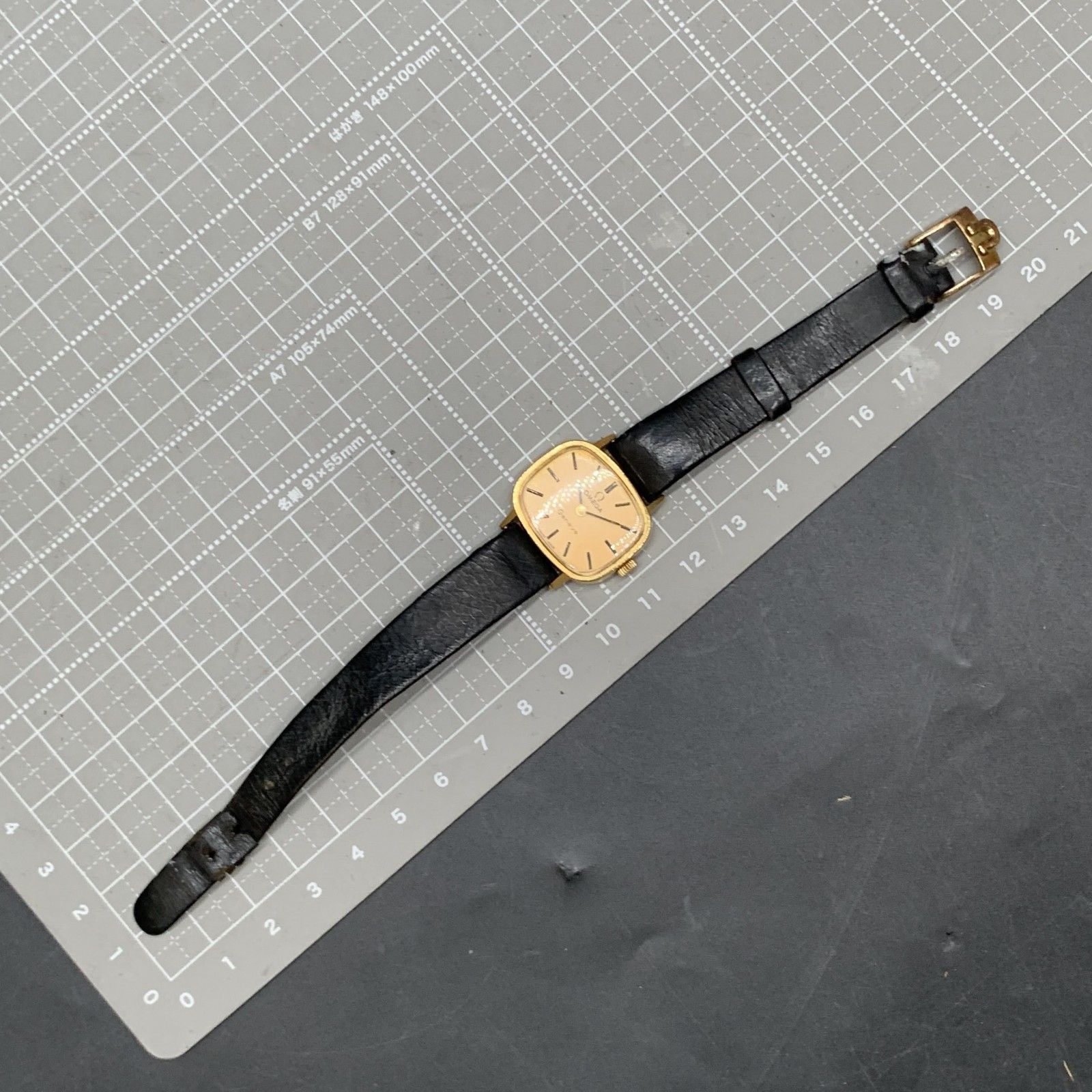 C303不動 OMEGA GENEVE オメガ ジュネーブ 手巻き ゴールドカラー