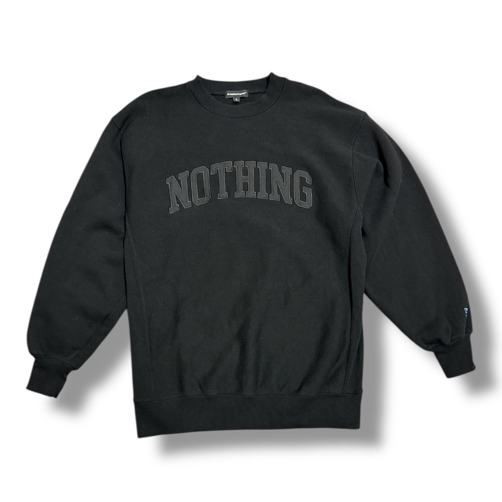 参考上代17600円 Do Nothing Congress NOTHING Lettered Wappen CREWNECK ナッシング ワッペン刺繍 クルーネック スウェット トレーナー ドゥーナッシングコングレス ブラック L 90979A3