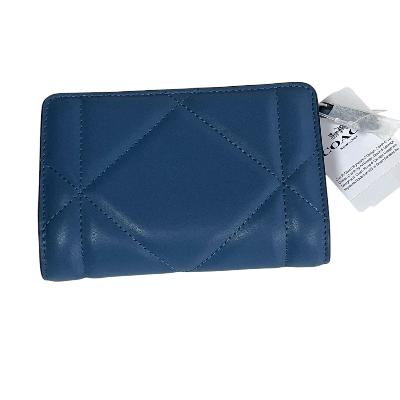 新品・未使用品 COACH パフィーダイヤモンドキルティング 財布 新品・未使用品 COACH パフィーダイヤモンドキルティング 財布