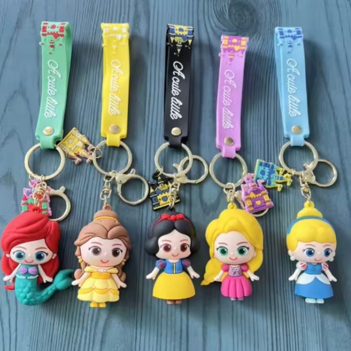単品］Disney ディズニー プリンセスver 白雪姫 シンデレラ ベル