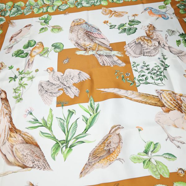 エルメス カレ90 スカーフ カレ90 鳥 昆虫モチーフ スカーフ エルメス カレ90 スカーフ カレ90 鳥 昆虫モチーフ スカーフ