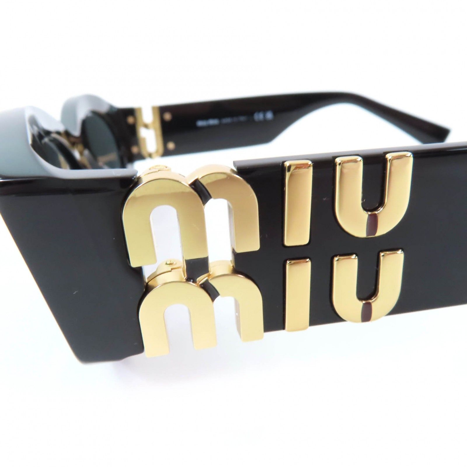 極美品 miu miu ミュウミュウ サングラス SMU031 ブラウン 極美品 miu miu ミュウミュウ サングラス SMU031 ブラウン