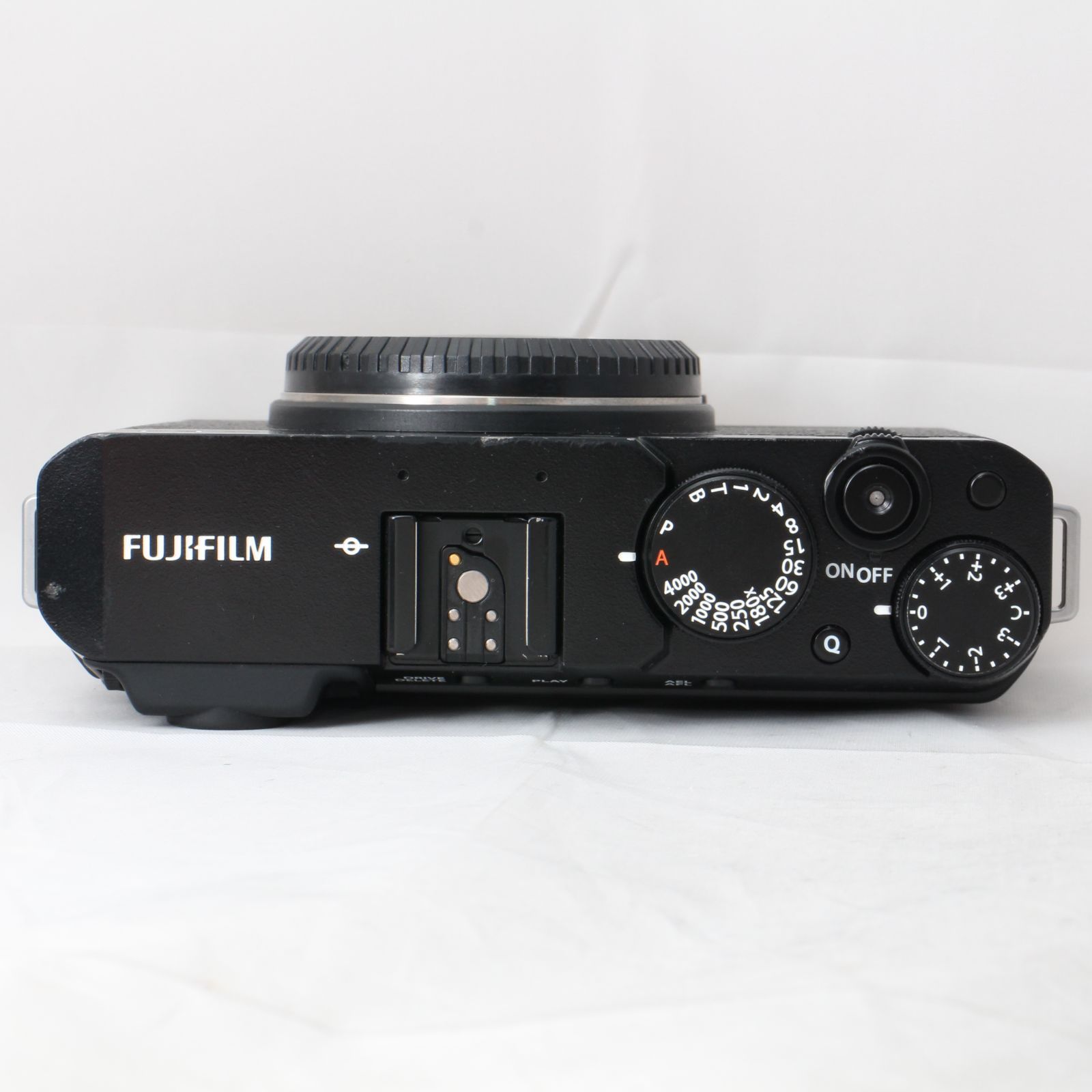 FUJIFILM X-E4