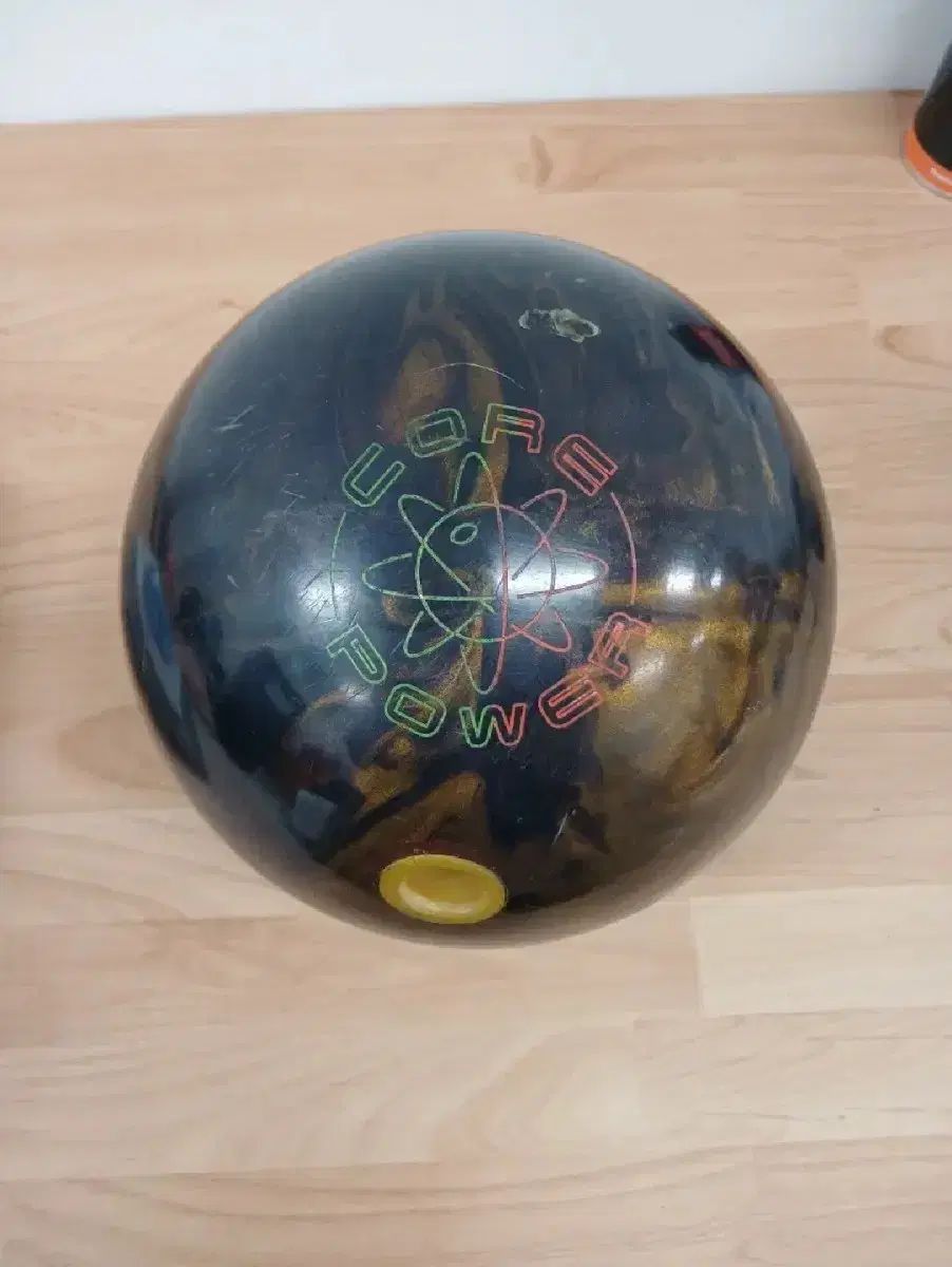 ボウリングボール スコーピオン 中古 元箱なし 中古ボーリングボール 13p コアパワー - メルカリ