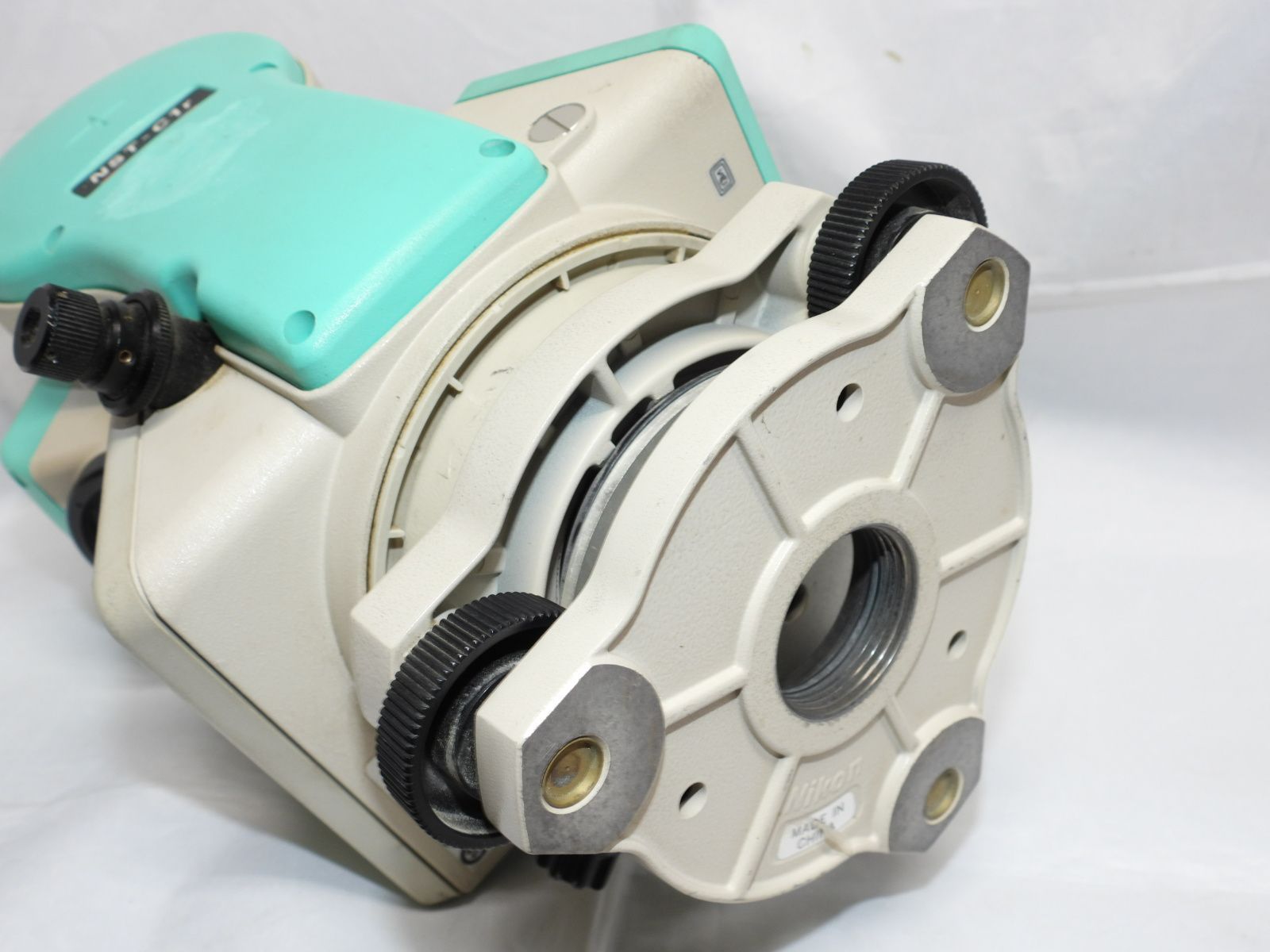 【ジャンク品】ニコン Nikon ＮＳＴ－Ｃ１ｒ トータルステーション 中古測量機器 　JSIMA認定店 　中古 光波 ジャンク 測距 電源 角度表示 測距表示 NST-C1r nikon にこん こうは 測量機 測量器 土木 建築 建設 格安販売 楽天市場】【ジャンク品】ニコン Nikon NST−C1r