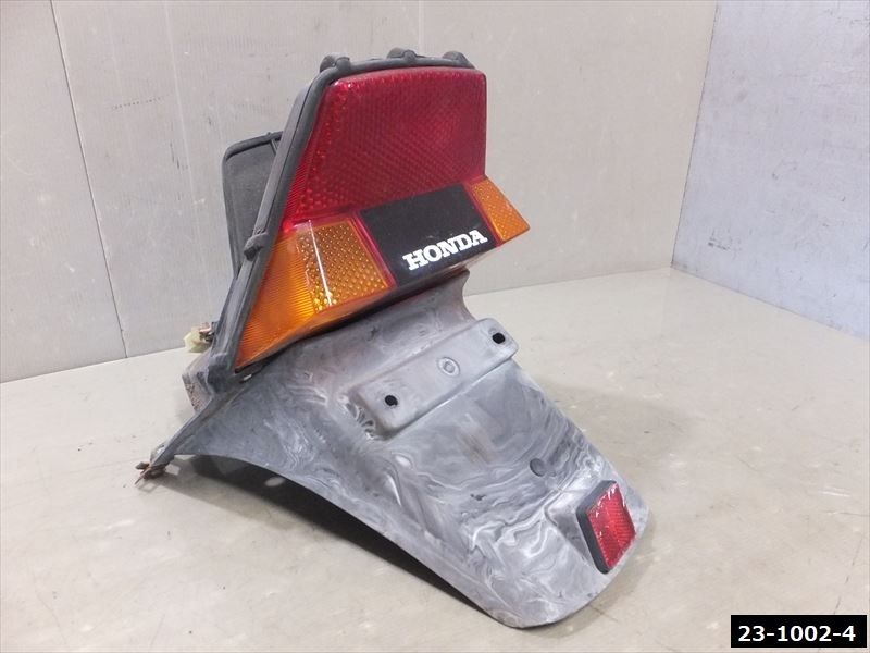HONDA VT250F MC08 リアフェンダーテールランプ リアウインカ