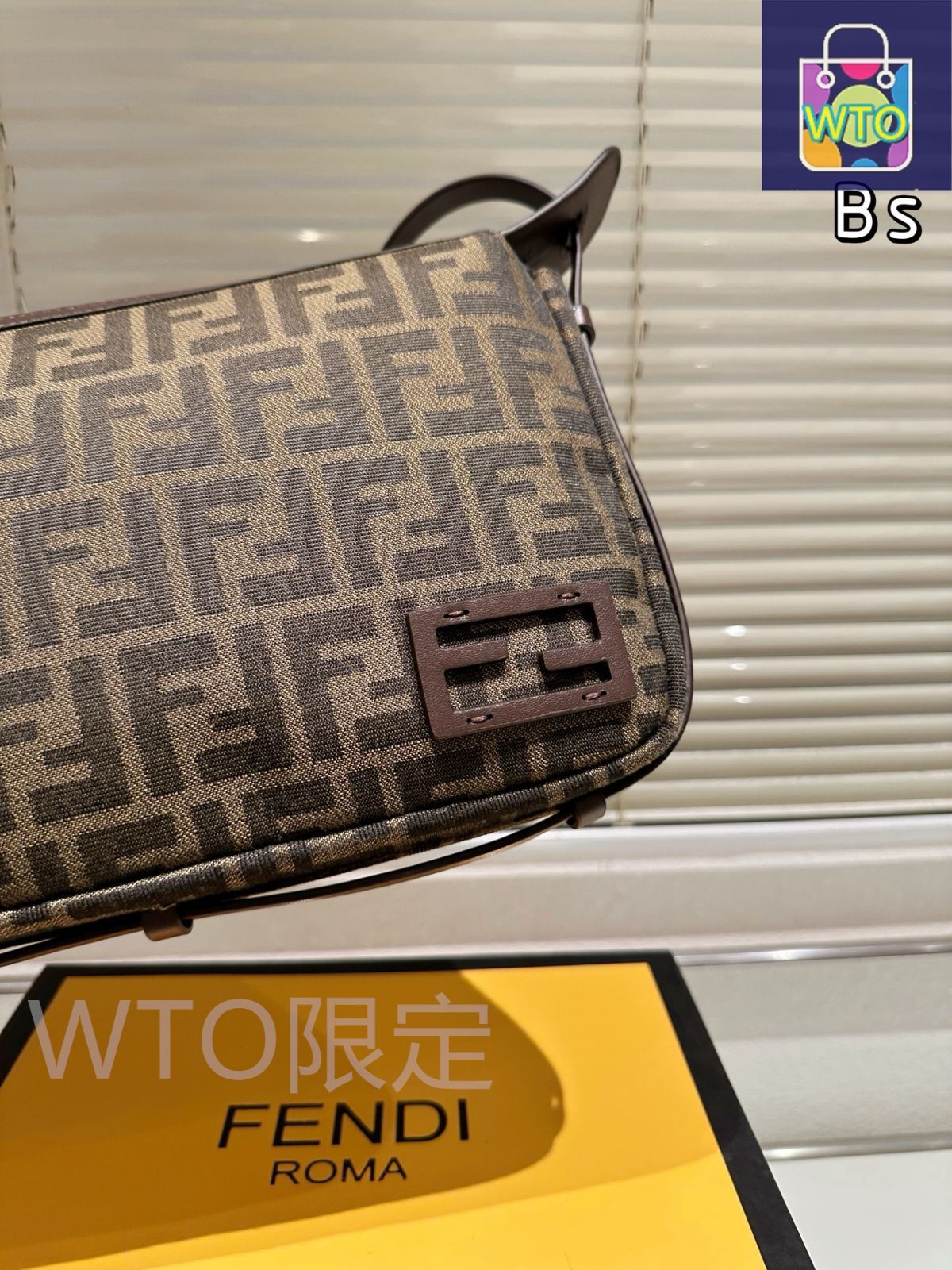 Fendiハンドバッグ FENDI フェンディ ハンドバッグ ショルダーバッグ プチ トゥー