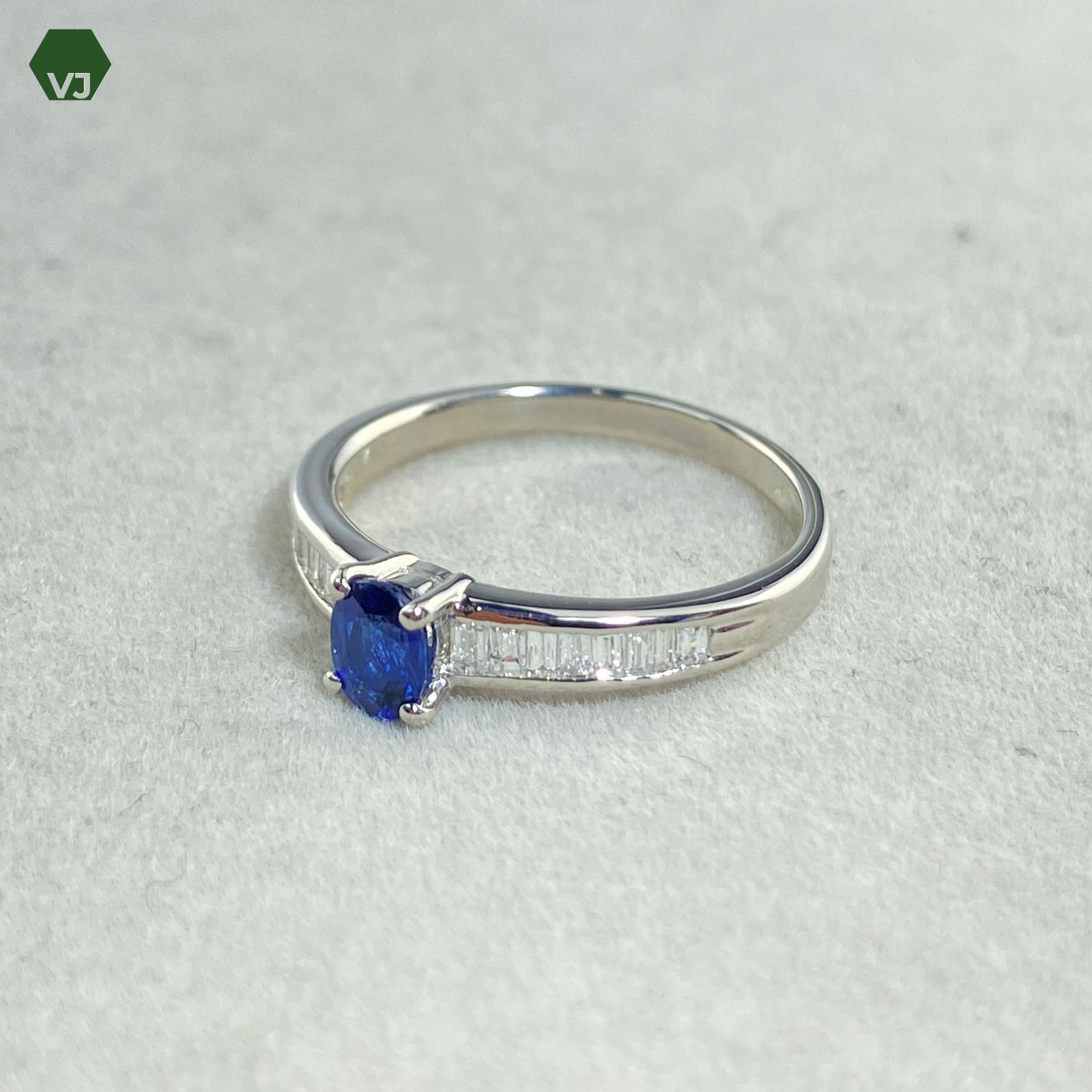 サファイア ダイヤモンド リング S2.17/D0.07ct