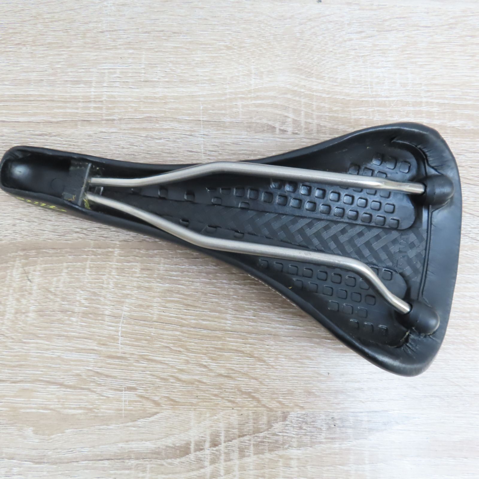 フライト チタニウム