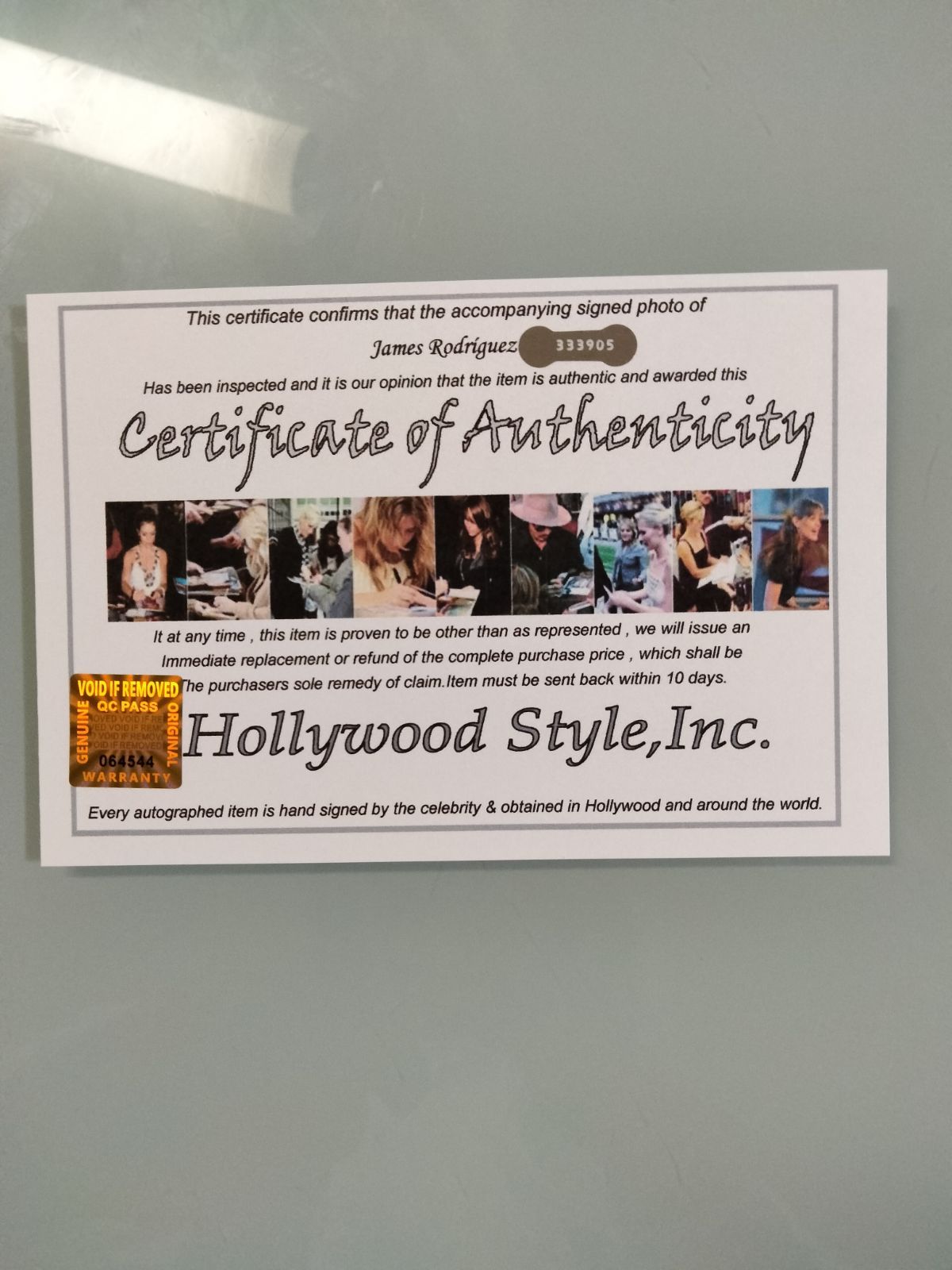 セール中…ロドリゲス…直筆サイン入り超特大写真…サッカーコロンビア代表 中…ロドリゲス直筆サイン入り写真…サッカー コロンビア代表 セール中