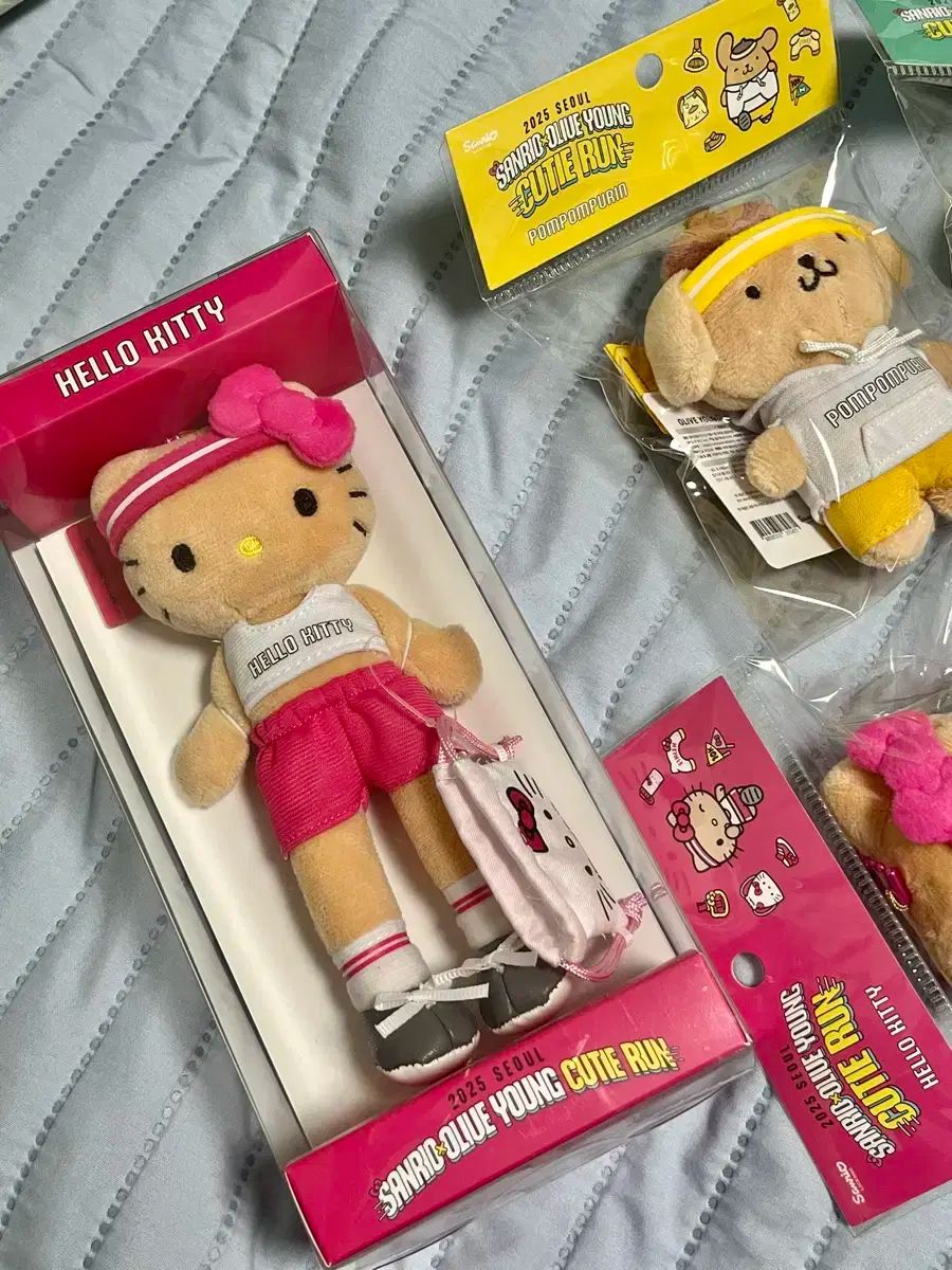 オリーブヤング キューティーラン 人形 キーリング セットで販売 ロングダリキティ Sanrio サンリオ