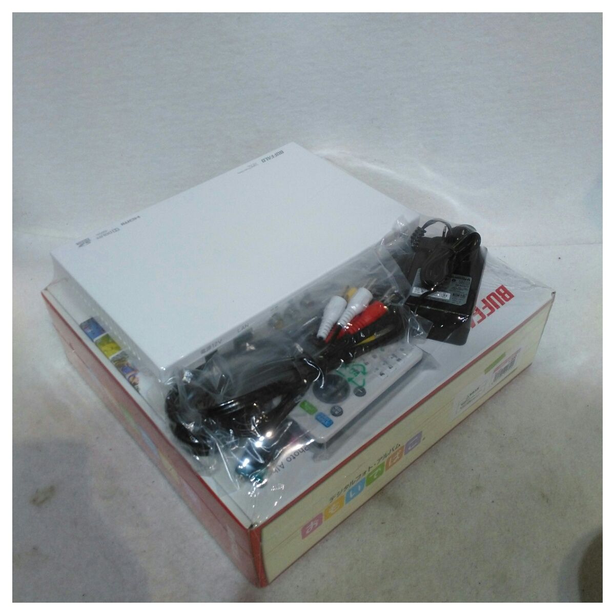 値下げ！！【未使用】BUFFALO おもいでばこ 500GB PD-100S 中古】BUFFALO デジタルフォト・アルバム おもいでばこ HDD500GB PD