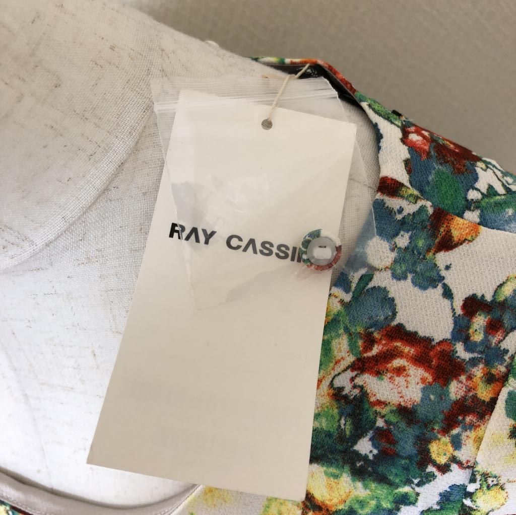 Ray Cassin(レイカズン) ボタニカルプリント ペプラムワンピース 半袖