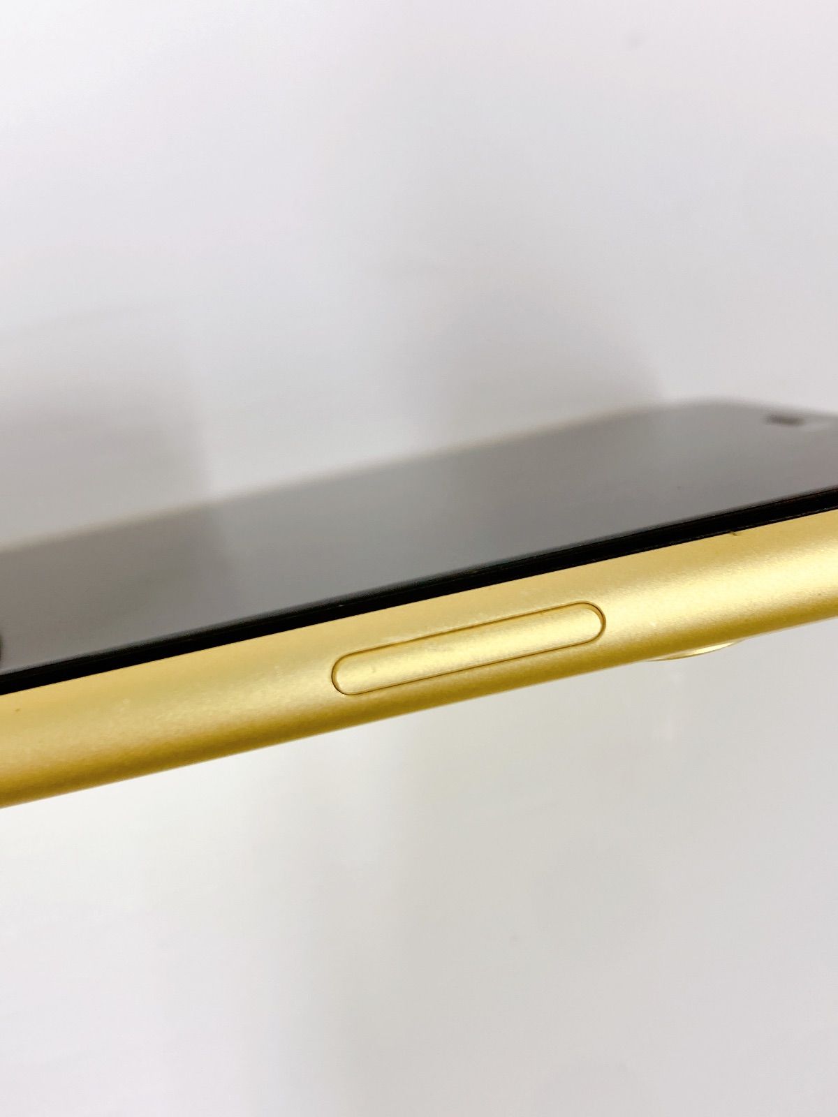 完全ジャンク 起動不可 iPhone11 イエロー ジャンク品 起動できない 電源ボタン押せない凹 みあり背面割れ