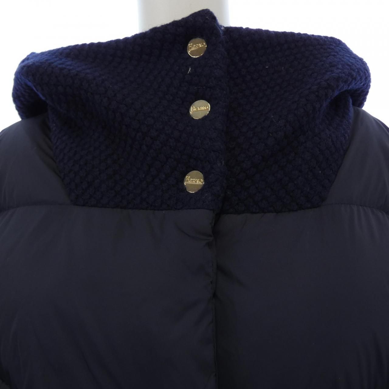 ダウンジャケット