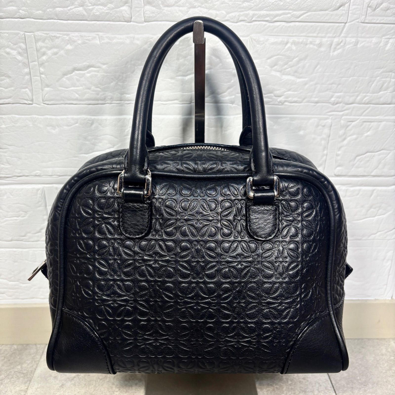 美品●ロエベ　ハンドバッグ　2way　アマソナ75　リピートアナグラム　レザー 楽天市場】ロエベ LOEWE アナグラム アマソナ75 スモール 301.30