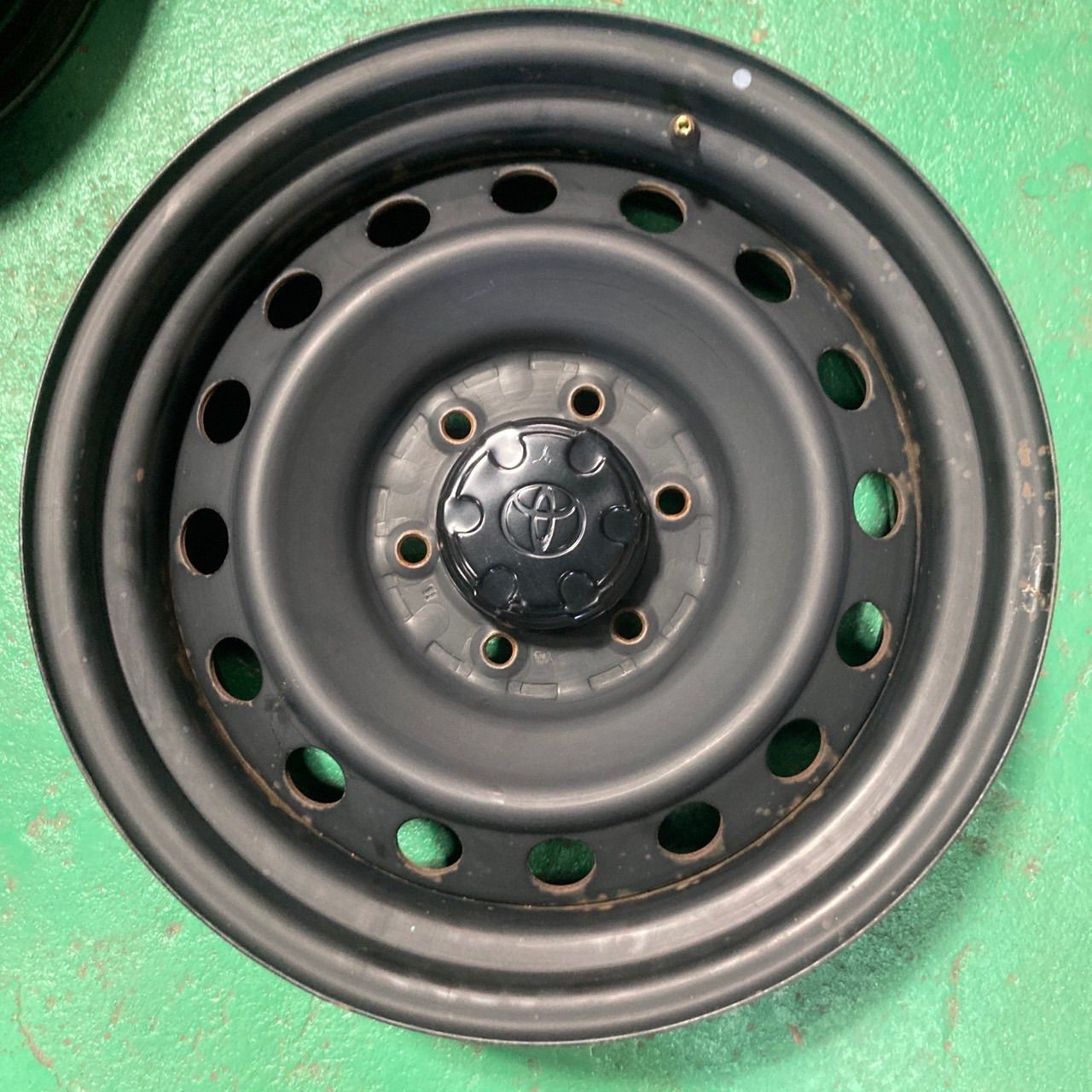 トヨタ純正希少FJクルーザー.17インチ7.5J.PCD139.7