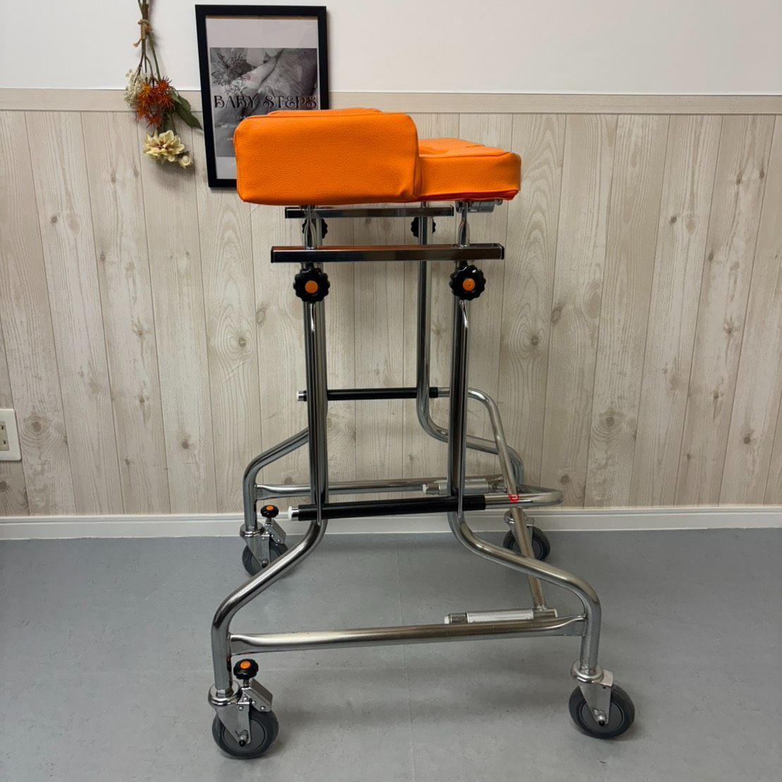 前腕支持型 歩行器