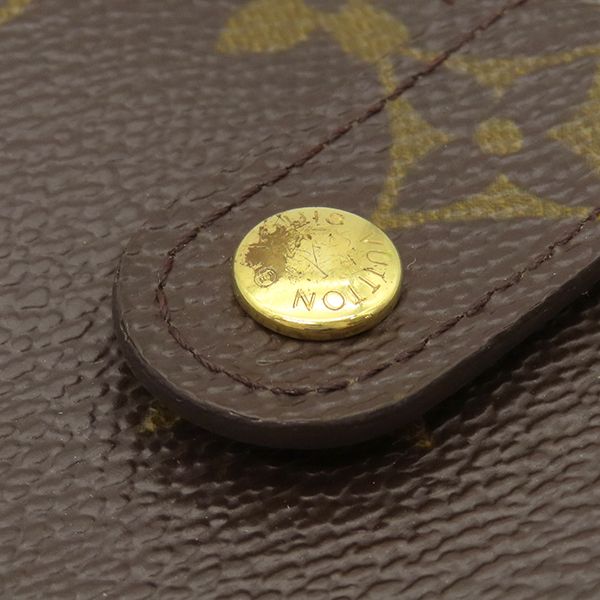 VUITTON