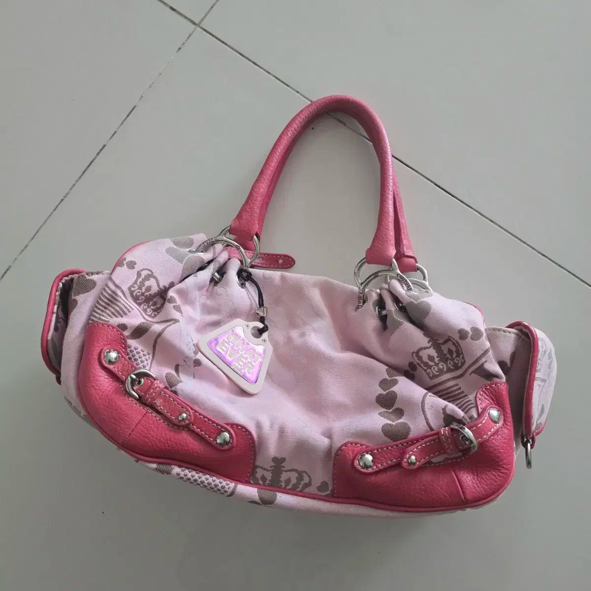 JUICY COUTURE(ジューシークチュール) ピンク ハンドバッグ Juicy 