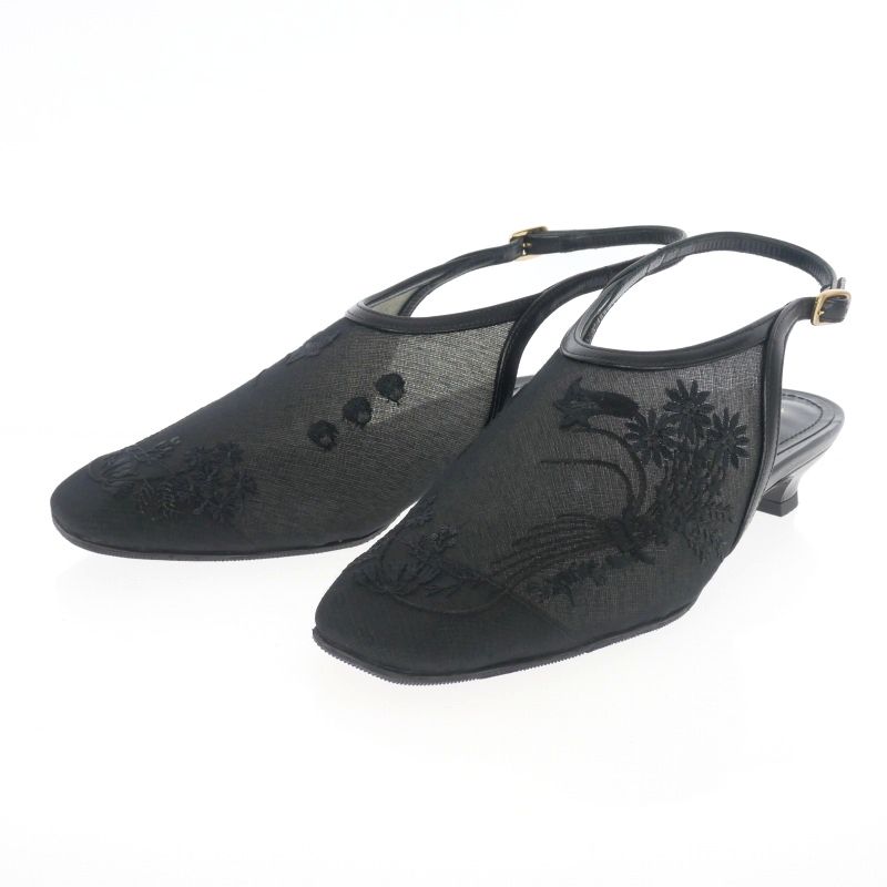 マメクロゴウチ Mame Kurogouchi Floral Embroidered Sling スリング