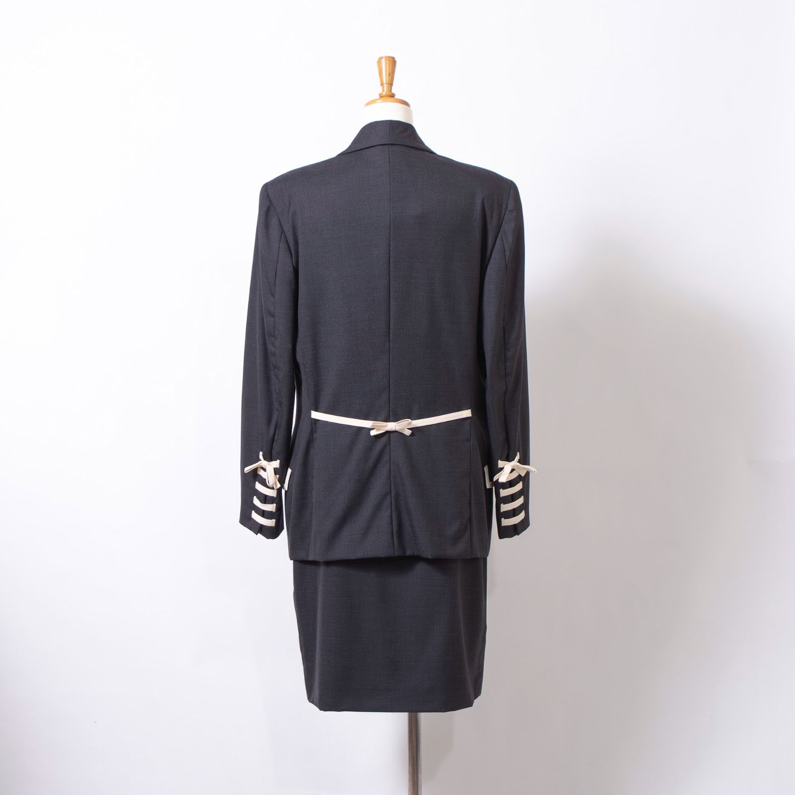 ジャンニヴェルサーチ GIANNI VERSACE COUTURE レディースセットアップ