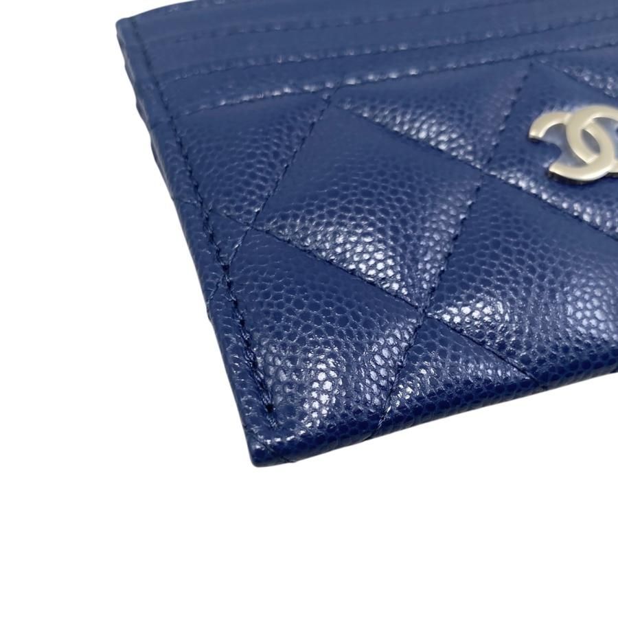 シャネル フラグメント カードケース キャビア ネイビー 国内即発 CHANEL フラグメントケース キャビア ミニ財布 (CHANEL