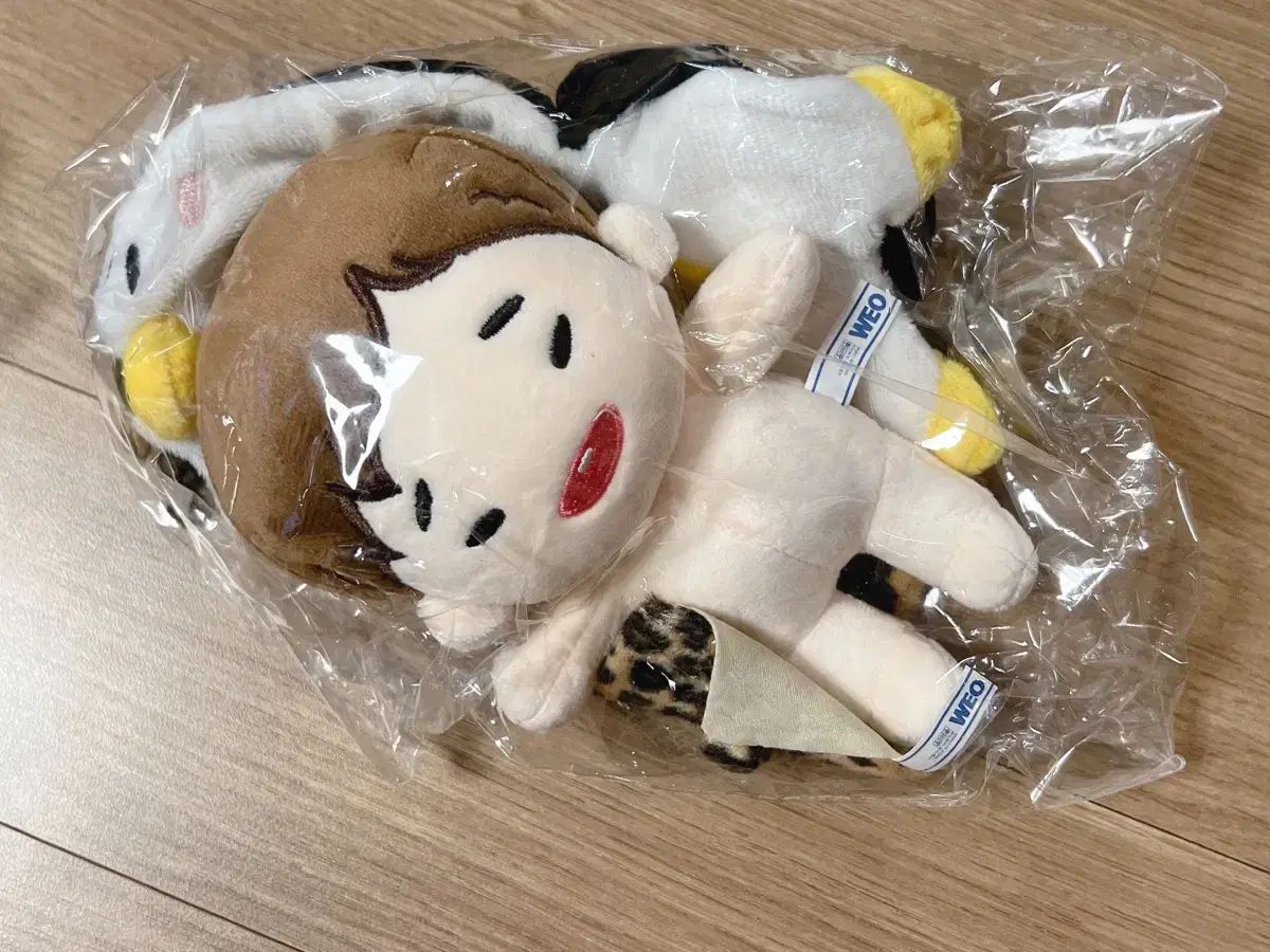 新品イ・ジュノLEE JUNHO② ぬいぐるみ ペンペン ぬいぐるみ 13cm ver 2pm ジュノ ソウルコン LEE JUNHO