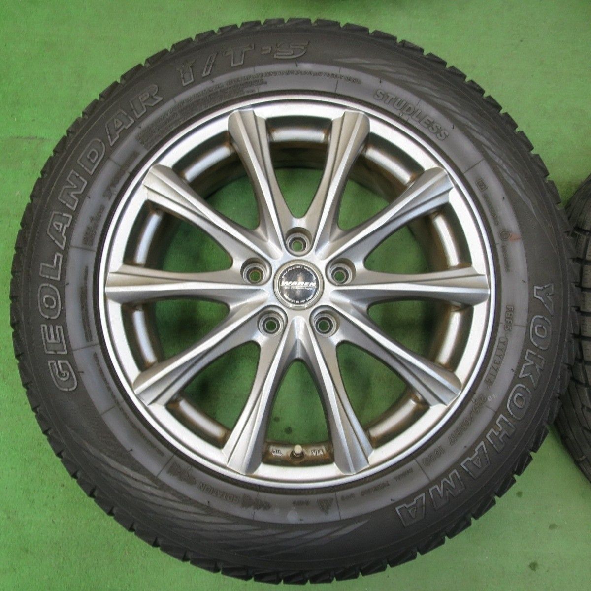 バリ溝！9.5分☆スタッドレス 225/65R17 ヨコハマ ジオランダー i/T-S 