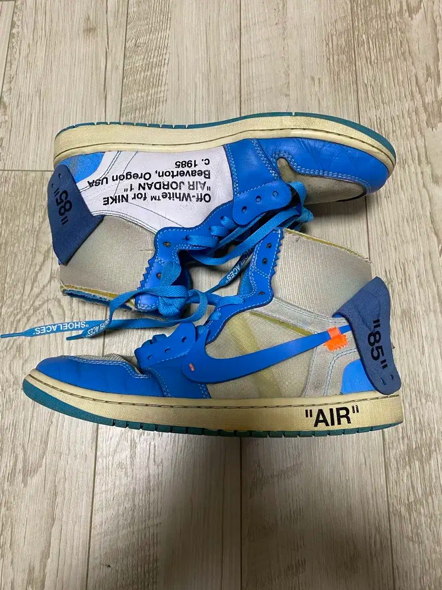 1 オフホワイト