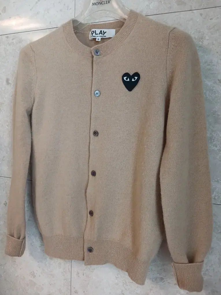 COMME