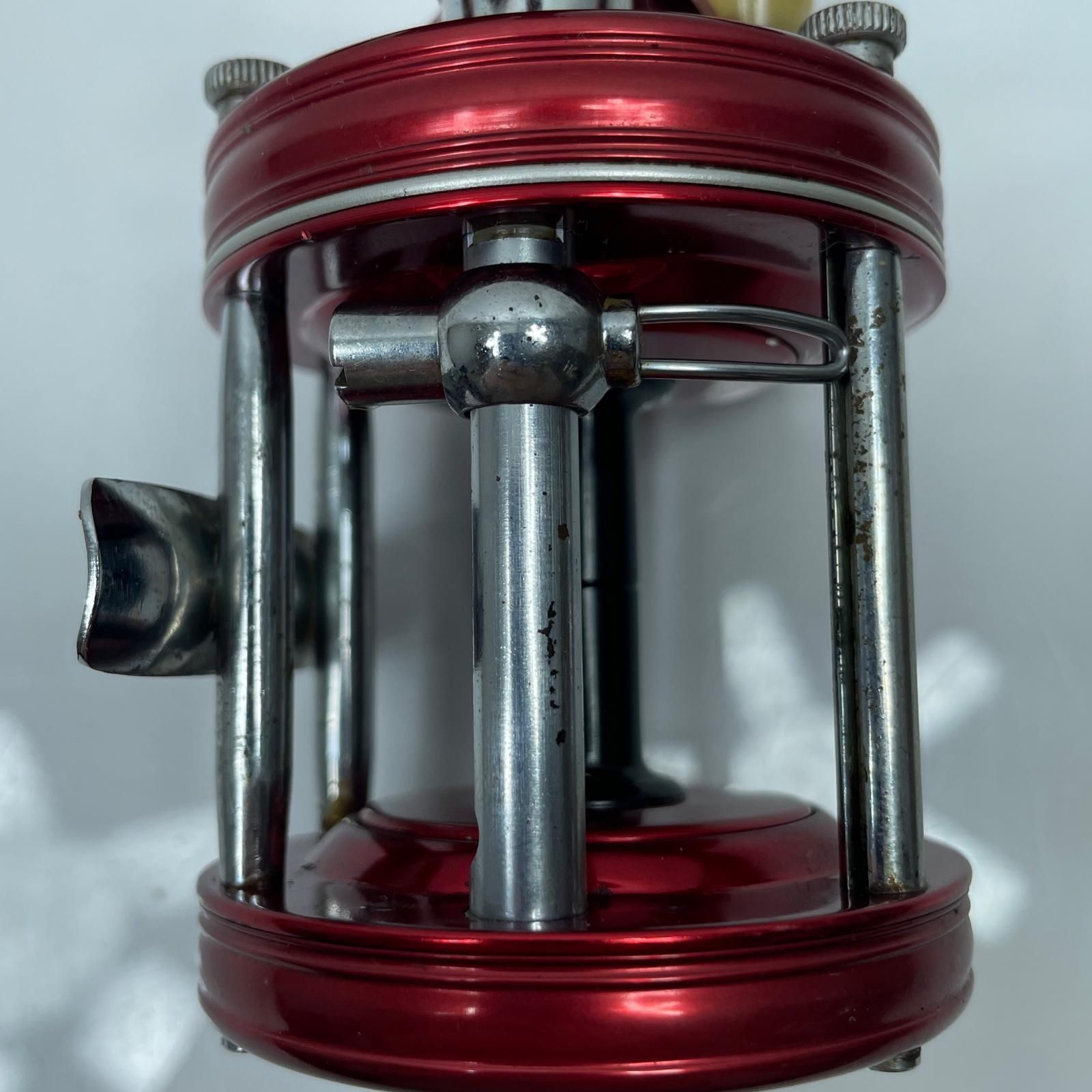 ベイトリール アンバサダー6000