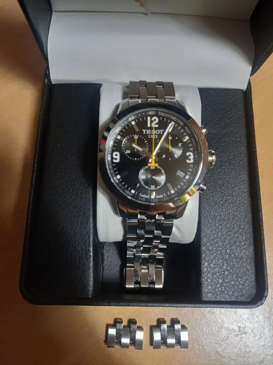 TISSOT PRC200 クロノグラフ ブラック メタル