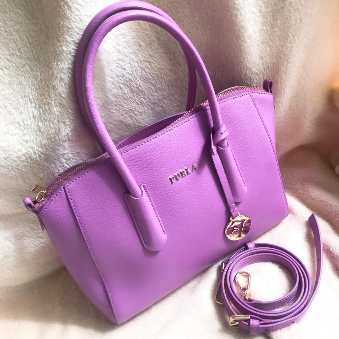 【超絶美品❗️】FURLA フルラ ショルダーバッグ 2way 希少色　紫 人気