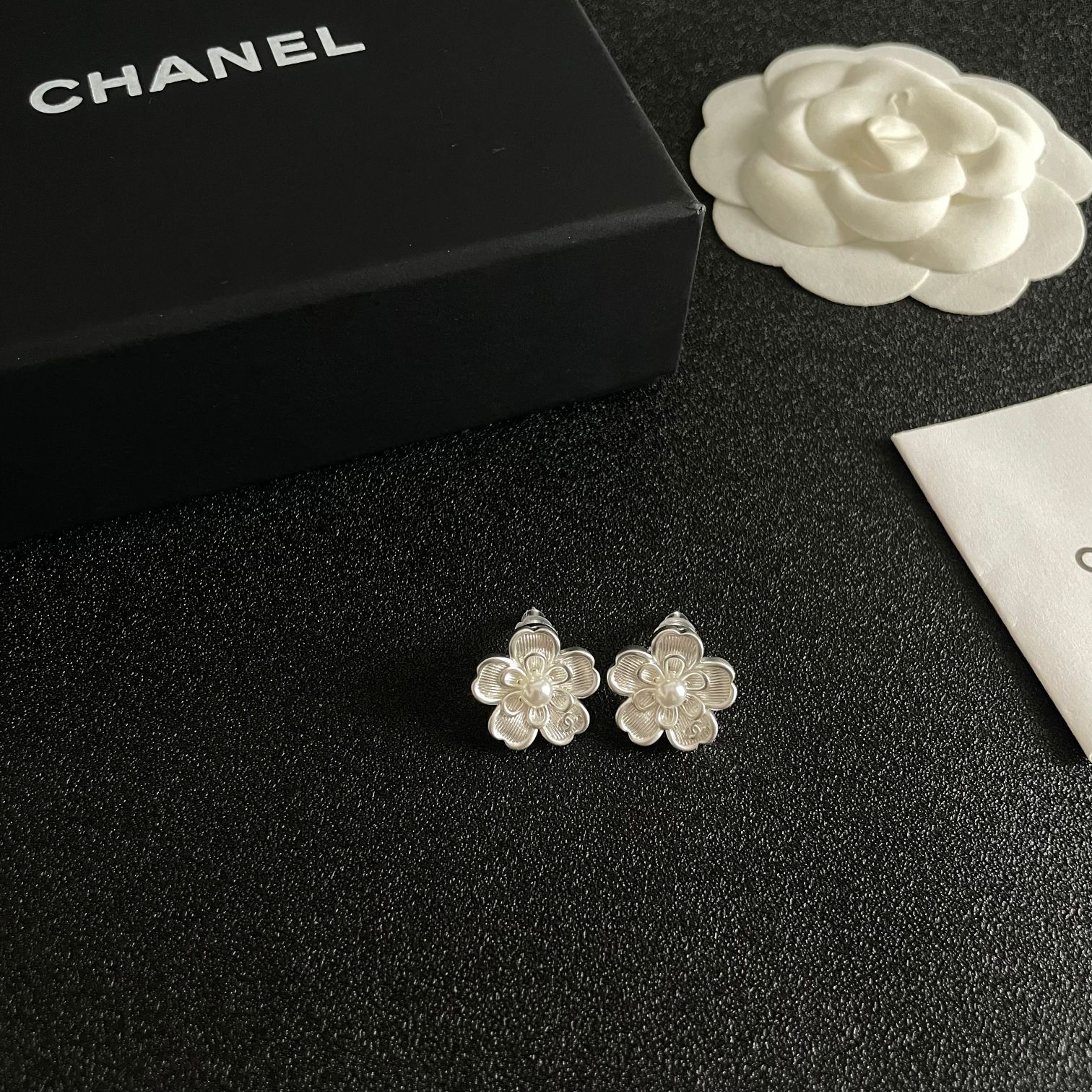 【CHANEL】存在感のある♪イヤリング 210.jpg