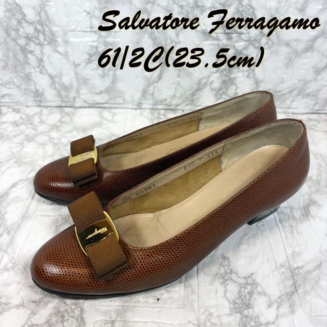 うのにもお得な情報満載！ Salvatore Ferragamo フェラガモ VARA リボン23.5cm - メルカリ 靴