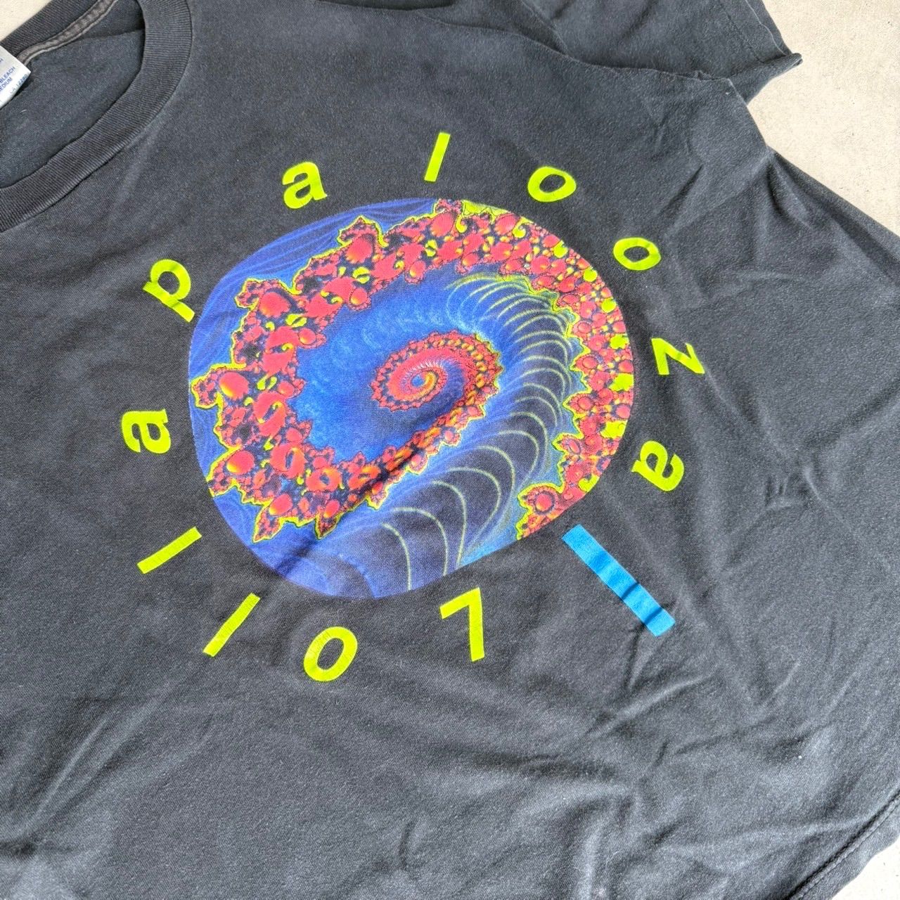 Lollapalooza vintage T shirt ロラパルーザ 90s Lollapalooza music t-shirt アメリカのロックフェス
