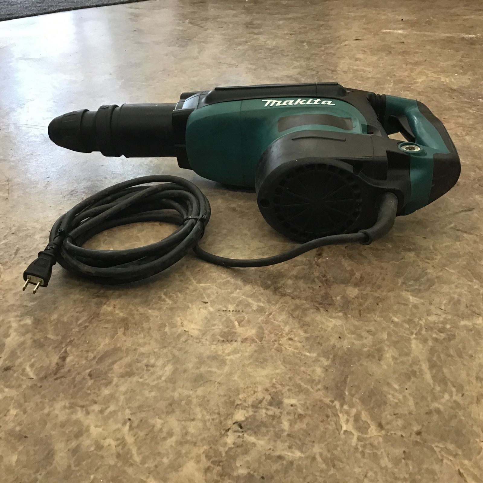 ☆マキタ(makita) ハンマドリル HR5211C【所沢店】 - メルカリ