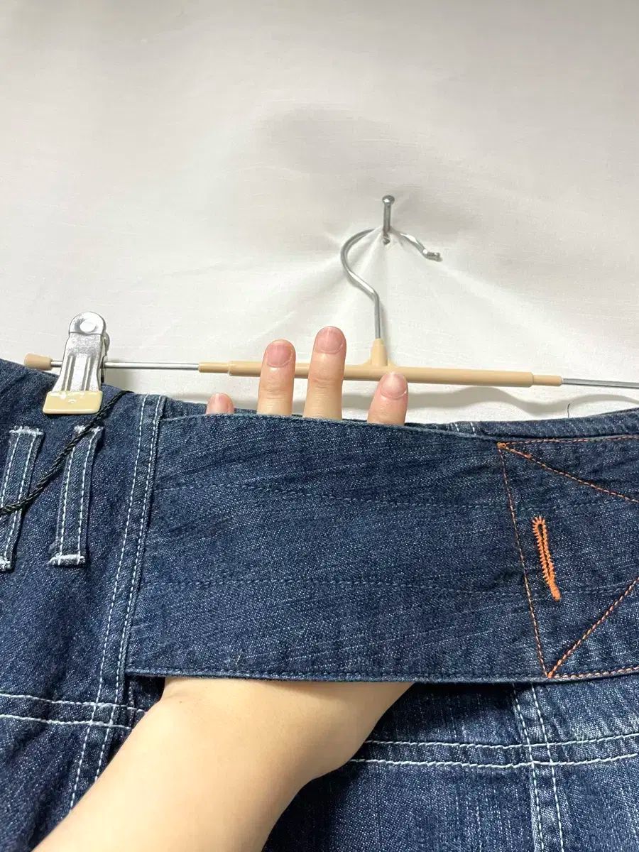 アシンメトリー