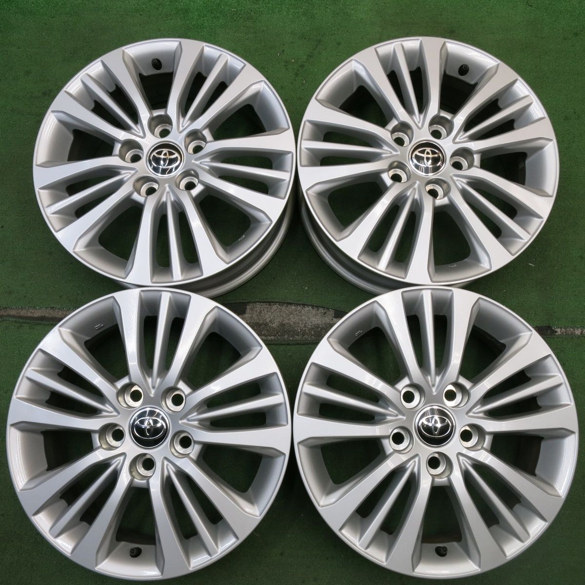 送料無料] キレイ☆トヨタ 90系 ノア ヴォクシー 純正 ホイール