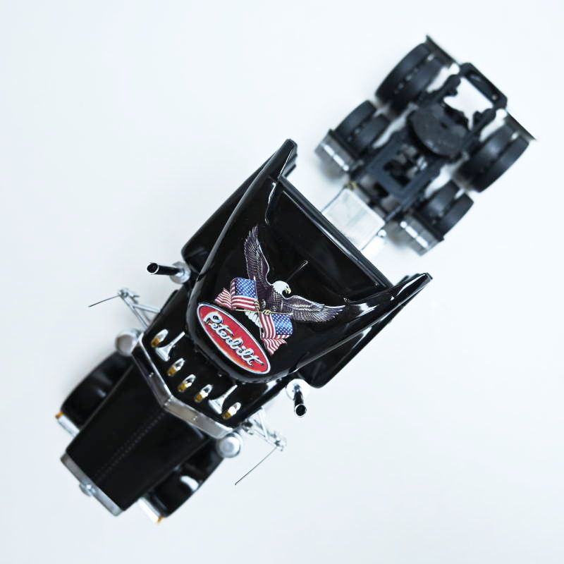 T04-s017 フランクリンミント 1/32 PETERBILT MODEL 379 ピータービルト トレーラーヘッド ミニカー T04-s017 フランクリンミント 1/32 PETERBILT MODEL 379