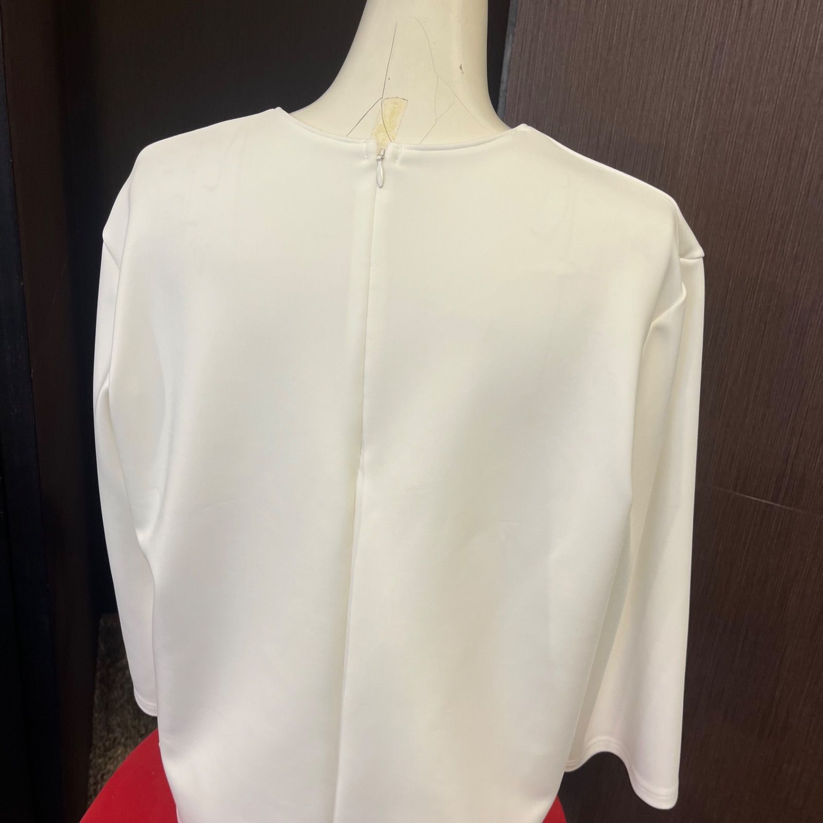 新品】4298 SHIZUKA KOMURO ブラウス 白 ホワイト レディース 新品】4298 SHIZUKA KOMURO ブラウス 白 ホワイト レディース